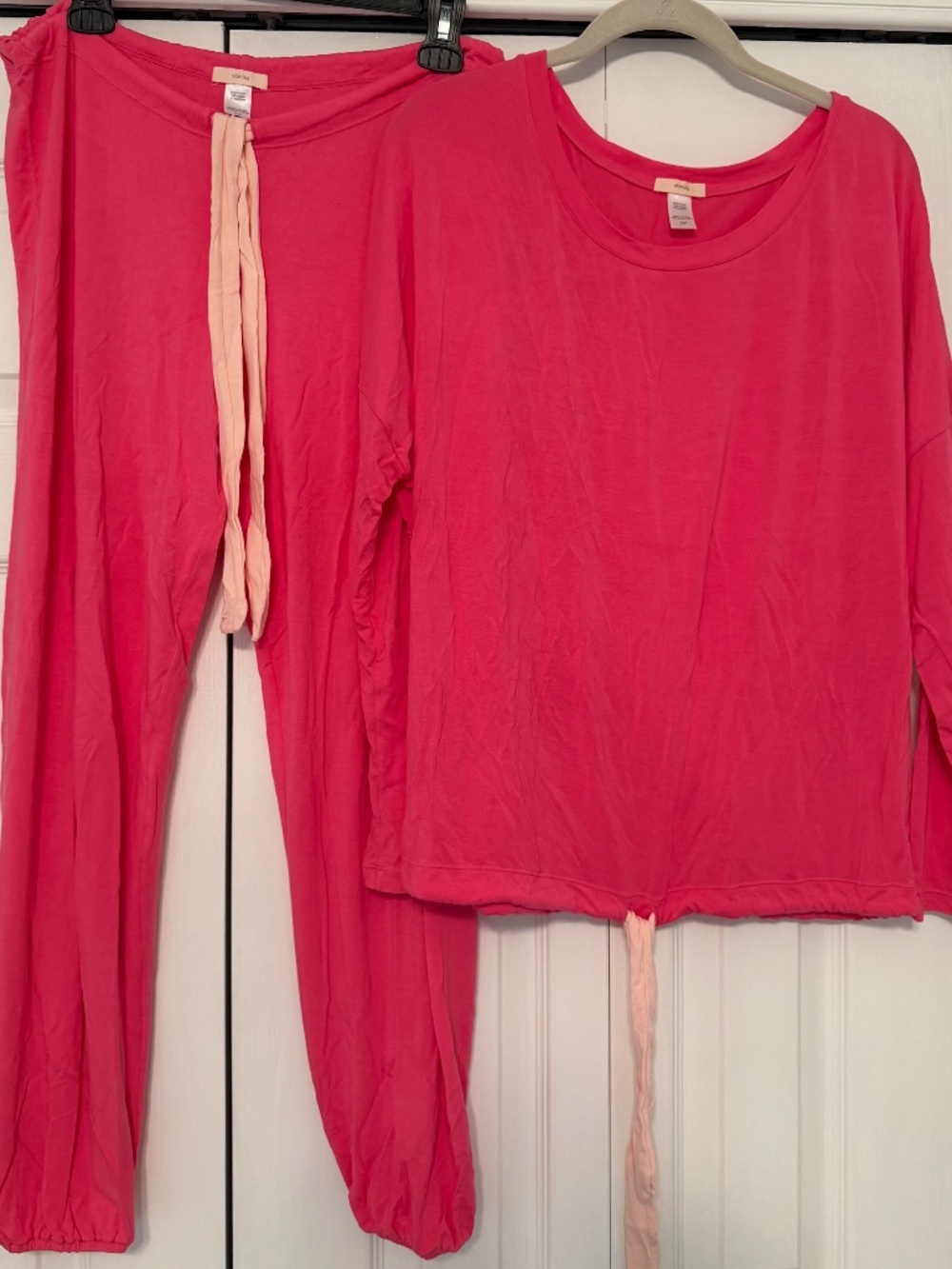 Eberjey Gisele Slouchy Pajama Lounge Set in bright pink Size Small/Revolve